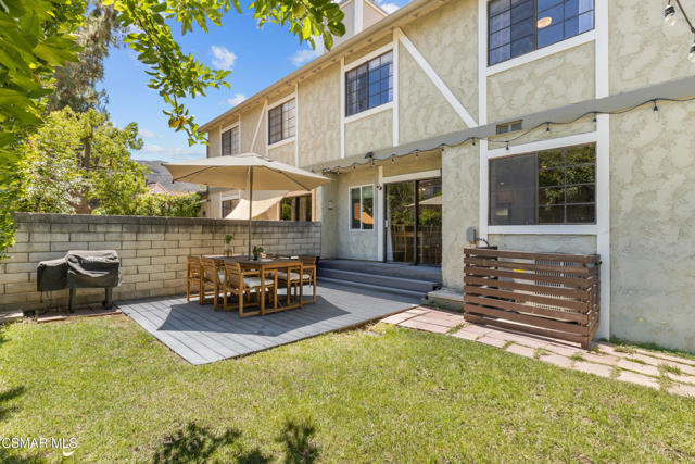 29725 Windsong Lane, Agoura Hills CA: https://media.crmls.org/mediaz/8d50d92b-f07a-4395-ab22-f91c4c92538b.jpg