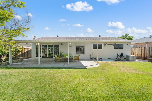 2733 Scottsdale Drive, San Jose CA: https://media.crmls.org/mediaz/8d511fc6-2a48-44d1-9590-c223cb015ead.jpg