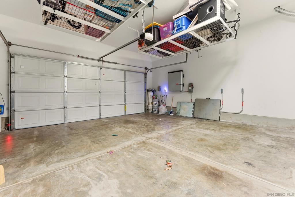 MLS #250045028SD image #33