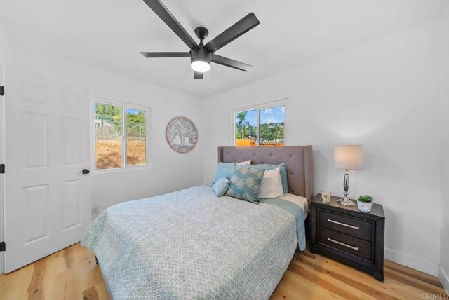 Image 21 of 51 For 11564 Manzanita Road