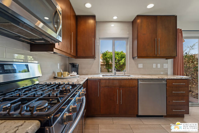 73026 Helen Moody Lane, Palm Desert, CA 92260