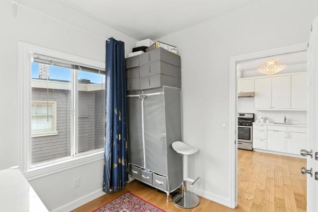 52 Eastwood Drive, San Francisco CA: https://media.crmls.org/mediaz/8d515a4d-589d-424d-b5bc-2cbd3b3350ef.jpg