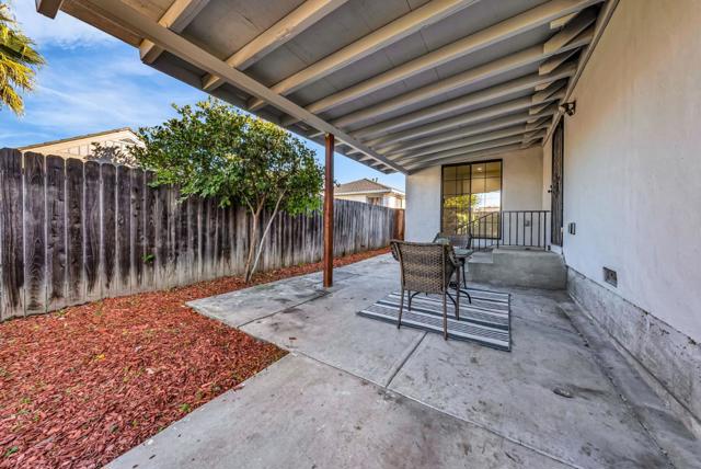 1539 E San Fernando Street, San Jose CA: https://media.crmls.org/mediaz/8d51a9db-49bd-410a-8d7e-1f0bc1a650c8.jpg