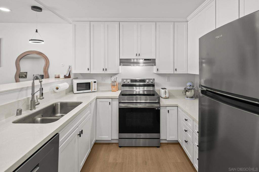 6780 Friars Rd - photo 3