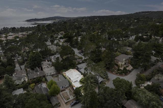0 Santa Rita 2 SW of 3rd Street, Carmel CA: https://media.crmls.org/mediaz/8d535768-bba3-4be8-8937-8c30ef597cb1.jpg