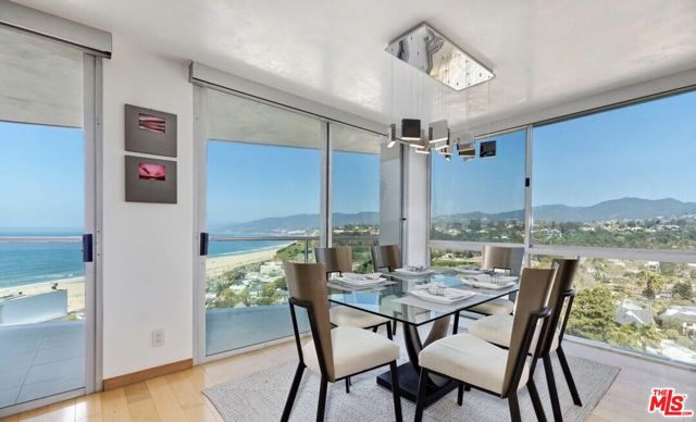 201 Ocean Avenue, Santa Monica CA: https://media.crmls.org/mediaz/8d544c57-c13d-403a-958f-23a6e612df5f.jpg