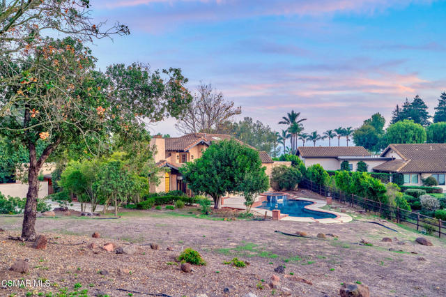 751 Wildwood Avenue, Thousand Oaks CA: https://media.crmls.org/mediaz/8d547af6-8489-49cc-8cc1-22375ebb8165.jpg