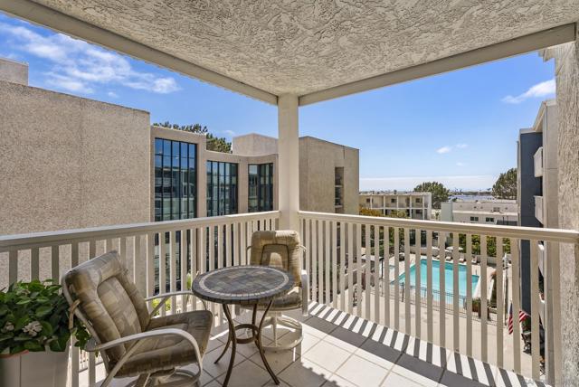 4016 Gresham St, San Diego CA: https://media.crmls.org/mediaz/8d560648-b570-4c51-be42-41649af9427e.jpg