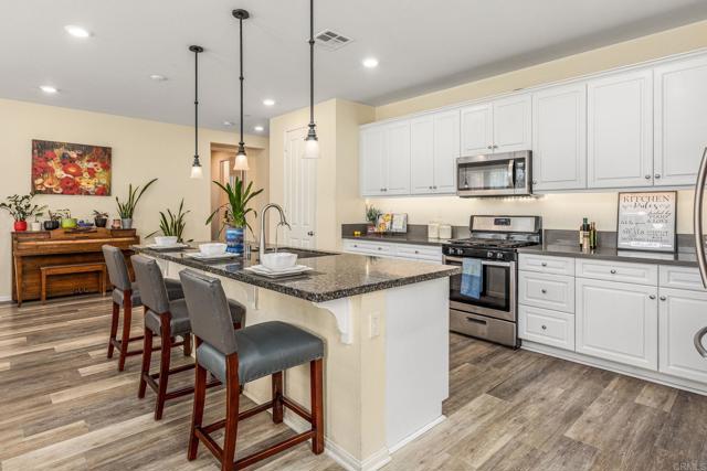 2910 Lucia Jade Loop, San Diego CA: https://media.crmls.org/mediaz/8d566190-c550-4c43-aa3b-54f7cdddda42.jpg