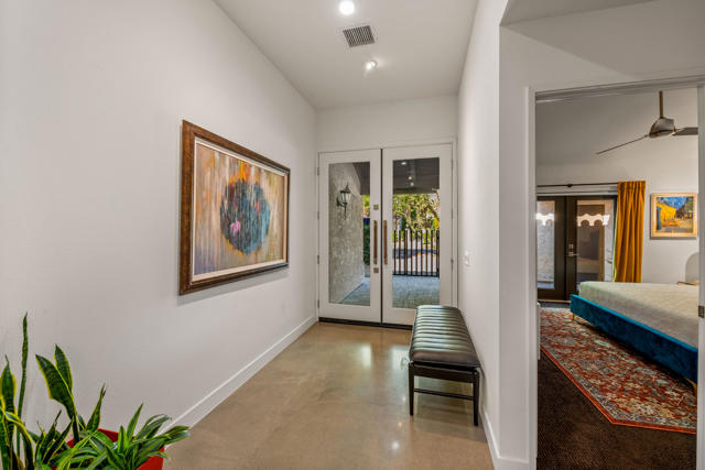 24 Calle Ardilla, Rancho Mirage CA: https://media.crmls.org/mediaz/8d566efb-0c64-42ac-abac-223a9fc19332.jpg