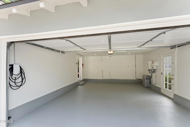 1236 New York Drive, Altadena CA: https://media.crmls.org/mediaz/8d567813-d9c3-4e41-8040-40f9d1650f82.jpg