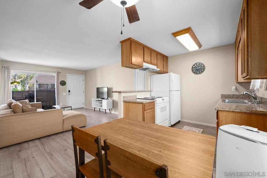 6333 College Grove Way - photo 10