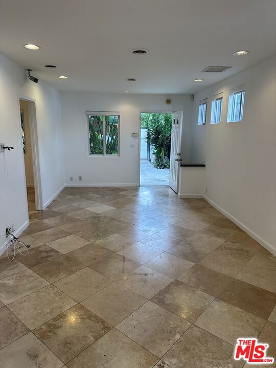 2454 Penmar, Venice CA: https://media.crmls.org/mediaz/8d57896f-b390-4d88-a236-bf6c2b5497ce.jpg