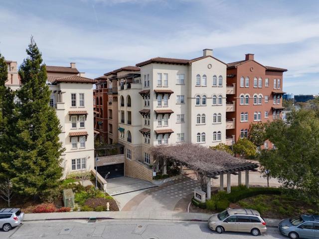88 S Broadway, Millbrae CA: https://media.crmls.org/mediaz/8d57debc-4b90-4855-a47f-5cc85b0a972d.jpg