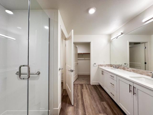 Image 12 of 31 For 3578 Rambla Place 425