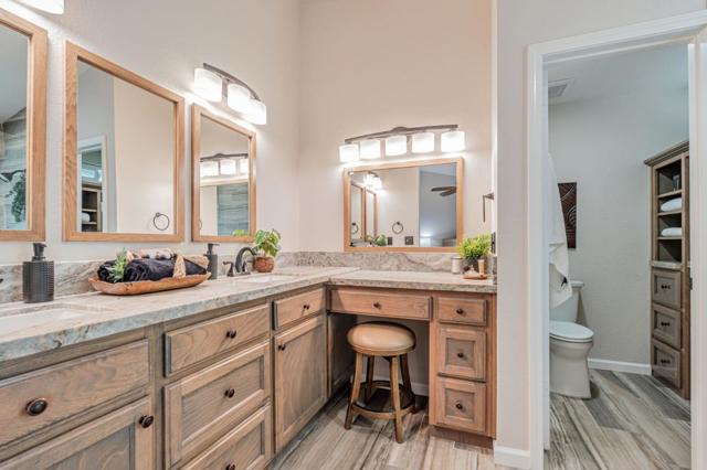 4025 Santa Maria Place, Turlock CA: https://media.crmls.org/mediaz/8d5968ad-0a05-4833-a4cd-f1e79fd25879.jpg