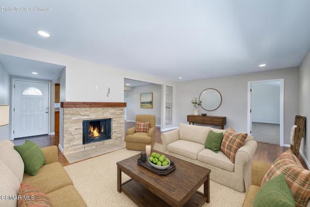 560 Randy Drive, Newbury Park CA: https://media.crmls.org/mediaz/8d59de8d-468f-41a2-8e27-68f049d39a4d.jpg