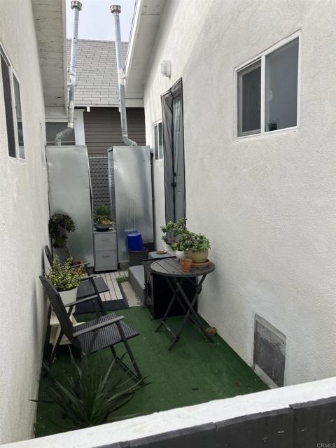 Detail Gallery Image 14 of 43 For 2411 21 L St, San Diego,  CA 92102 - – Beds | – Baths