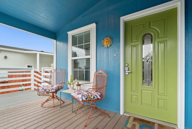 2395 Delaware Avenue, Santa Cruz CA: https://media.crmls.org/mediaz/8d5a457a-8c7e-4d11-8620-c9b873eb34db.jpg