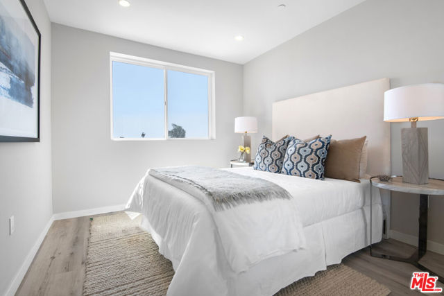 1226 S Bedford Street, Los Angeles CA: https://media.crmls.org/mediaz/8d5a7b05-3829-42c0-90bc-ccc7e83f8941.jpg