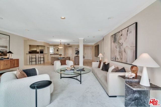 10724 Wilshire Boulevard, Los Angeles CA: https://media.crmls.org/mediaz/8d5c7111-0eaf-4a7f-9bb4-5c4f6059e6b9.jpg