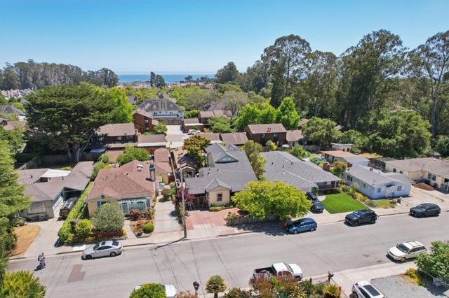 124 Glenview Street, Santa Cruz CA: https://media.crmls.org/mediaz/8d5ced61-b773-4f39-9185-3581a15bd138.jpg