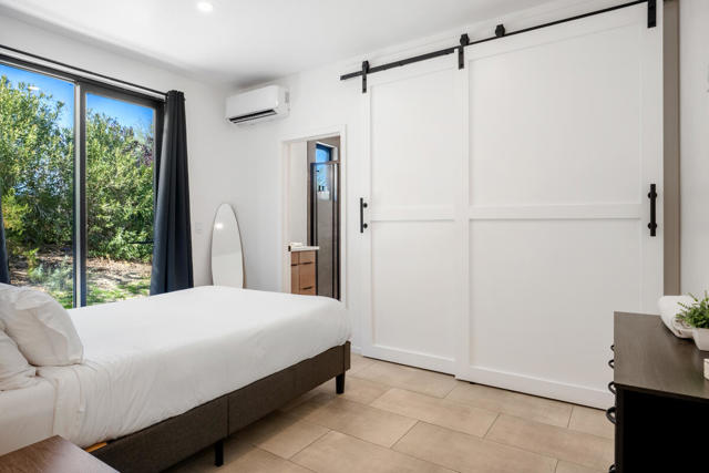 61004 Prescott Trail, Joshua Tree CA: https://media.crmls.org/mediaz/8d5d3df9-dc6a-4726-bee1-d58fc3714178.jpg