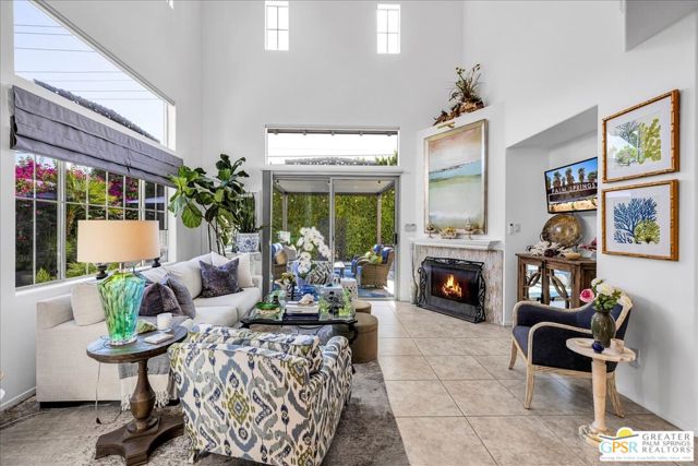366 Terra Vita, Palm Springs CA: https://media.crmls.org/mediaz/8d5e0bad-8f7a-4e40-8503-ad5247af55aa.jpg