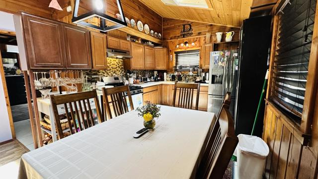 53545 Tollgate, Idyllwild CA: https://media.crmls.org/mediaz/8d5ee5f0-b9bb-42e1-a6c2-da64428c62d6.jpg