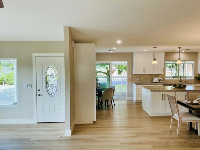 3445 Don Ortega Drive, Carlsbad CA: https://media.crmls.org/mediaz/8d601044-6c91-45e7-89c0-382844e0a188.jpg