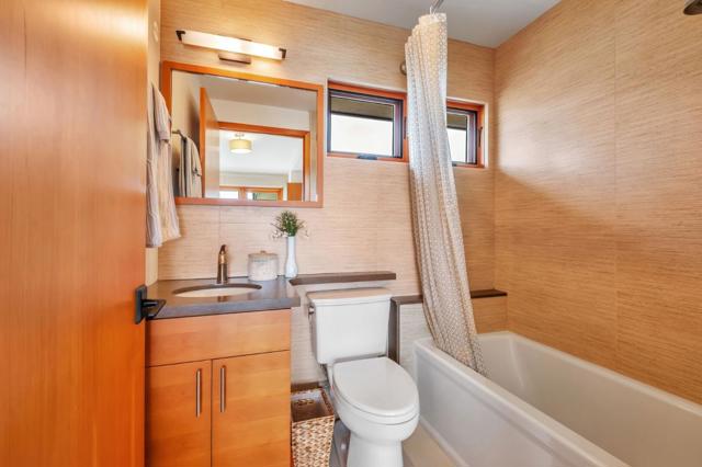 616 Bayview Drive, Aptos CA: https://media.crmls.org/mediaz/8d603f71-69df-4f19-a605-d064eb54fc20.jpg