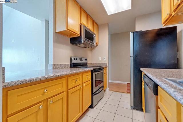 3300 Wolcott Cmn, Fremont CA: https://media.crmls.org/mediaz/8d62d983-1b8e-441c-b87f-dc196b184f9b.jpg