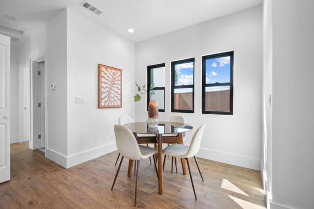 288 Clearpark Circle, San Jose CA: https://media.crmls.org/mediaz/8d62dcc8-b7fd-4bd7-bea5-8319a0a0ac2c.jpg
