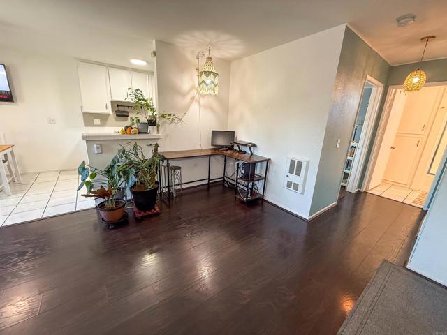 Detail Gallery Image 12 of 26 For 1675 Pentecost Way #3,  San Diego,  CA 92105 - 1 Beds | 1 Baths