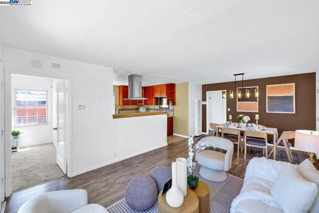 1069 Melcher St, San Leandro CA: https://media.crmls.org/mediaz/8d64140c-1c67-470a-85ff-dce7bb89ca80.jpg