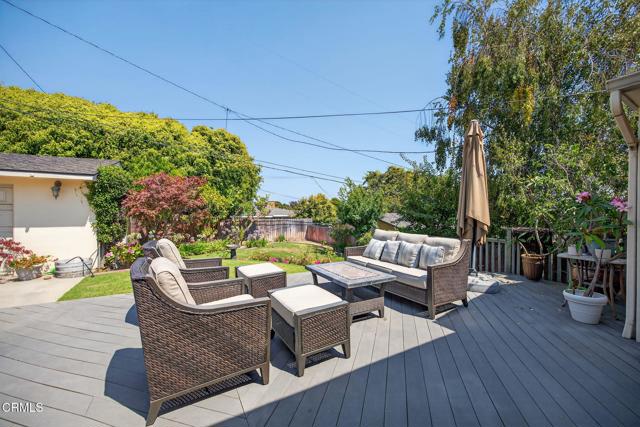 332 Carol Drive, Ventura CA: https://media.crmls.org/mediaz/8d642771-bf6b-49d1-9e35-18bf6bc177c5.jpg