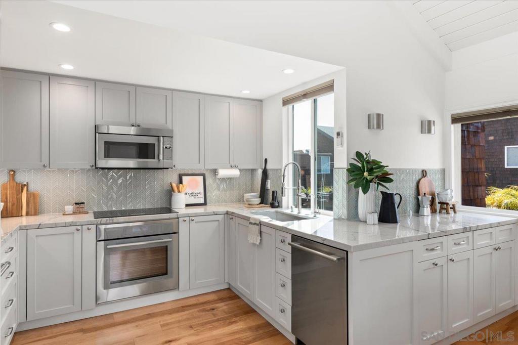 8D670Fa8 Aa9E 4D73 9Dbd 2302Bced834A 325 S Sierra #26, Solana Beach, Ca 92075 &Lt;Span Style='BackgroundColor:transparent;Padding:0Px;'&Gt; &Lt;Small&Gt; &Lt;I&Gt; &Lt;/I&Gt; &Lt;/Small&Gt;&Lt;/Span&Gt;