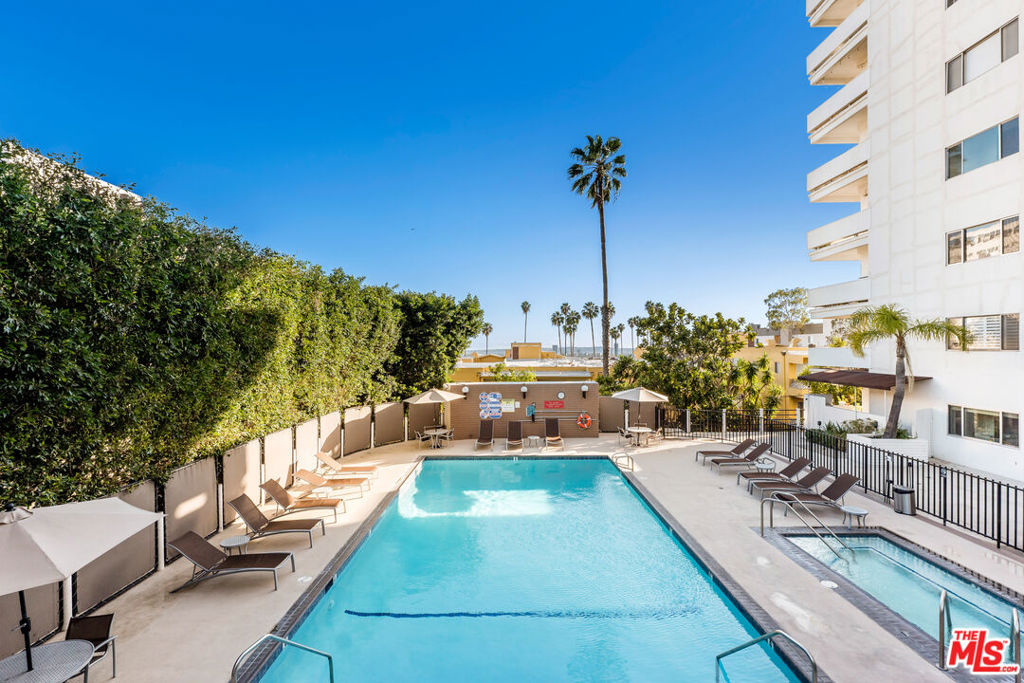 7250 Franklin Avenue #116