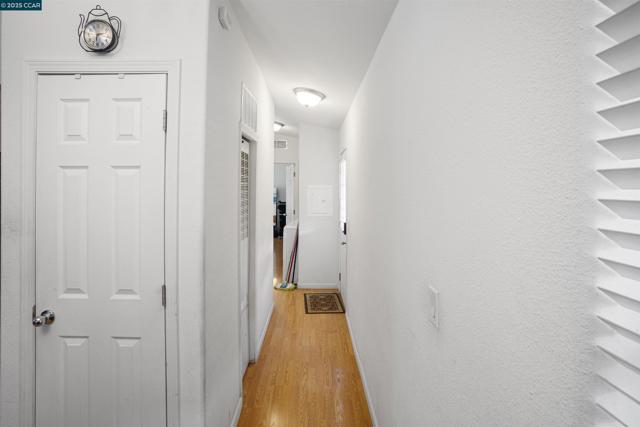 55 PACIFICA AVE, Bay Point CA: https://media.crmls.org/mediaz/8d68cb40-95eb-437a-bf67-2541846cee4a.jpg