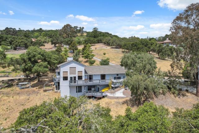 26045 Toro Road, Salinas CA: https://media.crmls.org/mediaz/8d68e52a-98e5-4a41-afd7-d045072abf44.jpg