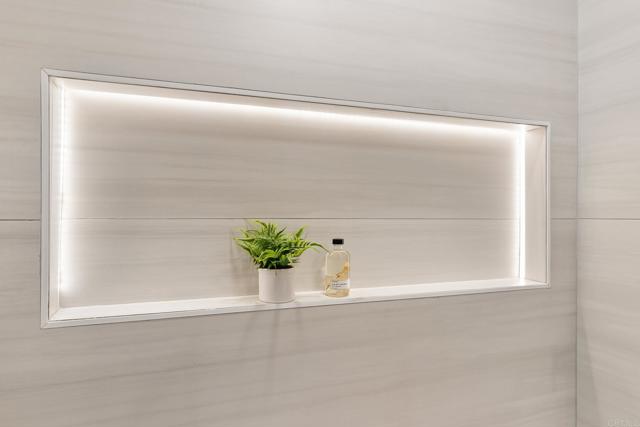 Detail Gallery Image 20 of 29 For 4949 Luna Dr, Oceanside,  CA 92057 - 3 Beds | 2 Baths