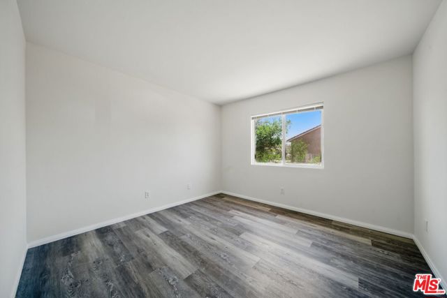 3702 Las Palmas Avenue, Palmdale CA: https://media.crmls.org/mediaz/8d6a1e39-712e-458a-852b-ab44298b8930.jpg