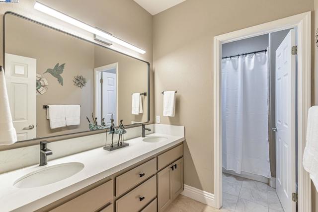 2460 Magnolia Way, Morgan Hill CA: https://media.crmls.org/mediaz/8d6b3c76-f952-42c0-985f-aedd8f214a15.jpg