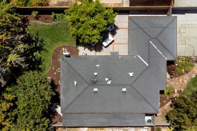 2377 Manhattan Place, Santa Clara CA: https://media.crmls.org/mediaz/8d6b4567-e473-432c-a60d-f8e4f1482a40.jpg