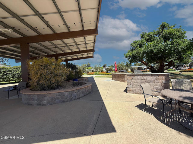 114 Stevens Circle, Ventura CA: https://media.crmls.org/mediaz/8d6bf88d-cdf4-4797-ba8f-f4c2f604ce74.jpg
