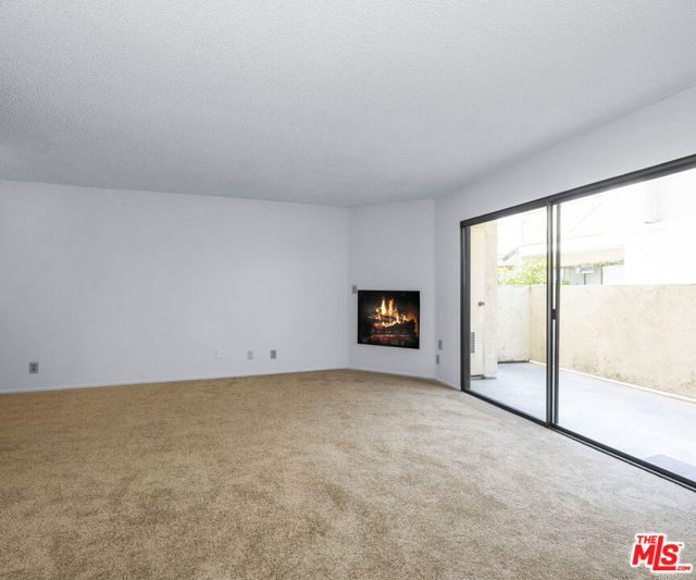 13211 Vanowen Street, North Hollywood CA: https://media.crmls.org/mediaz/8d6c1525-0601-4a5c-b184-9c6582b7bc49.jpg