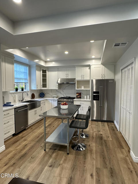 1978 Huntington Drive, South Pasadena CA: https://media.crmls.org/mediaz/8d6c87a4-dacc-4376-8feb-4d3fdfc68505.jpg
