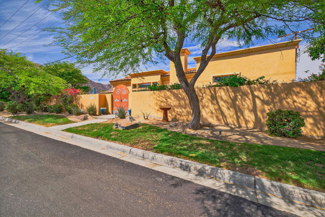 77500 Calle Chillon, La Quinta CA: https://media.crmls.org/mediaz/8d6c9593-98f4-45c4-b73f-4f548d77eac3.jpg