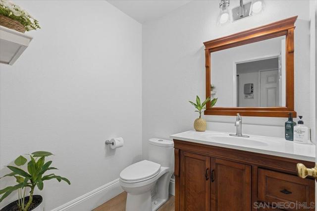 1528 Hendrix Pl, Chula Vista CA: https://media.crmls.org/mediaz/8d6caf6e-38d3-47be-ac1e-972cf58455fa.jpg