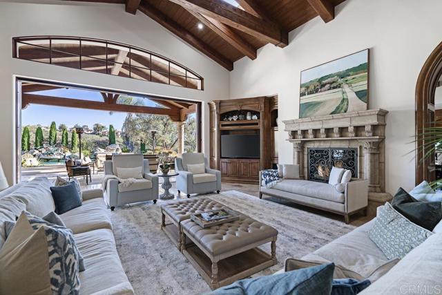 4965 Rancho Verde Trail, Carmel Valley CA: https://media.crmls.org/mediaz/8d6cce97-4bb9-4b5a-afcc-870ec55cd224.jpg